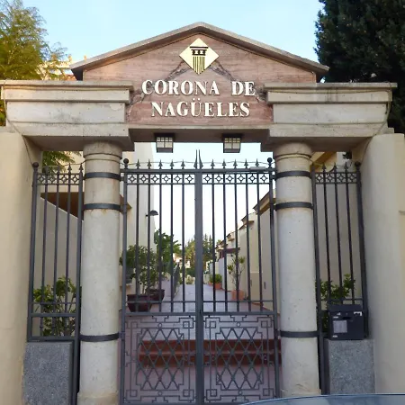 Corona De Nagueles Townhouse - Eaw Homes *
